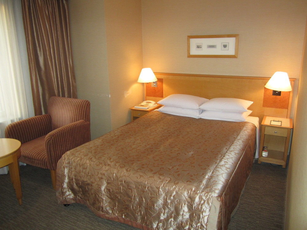 Rembrandt Hotel Ebina Exteriér fotografie